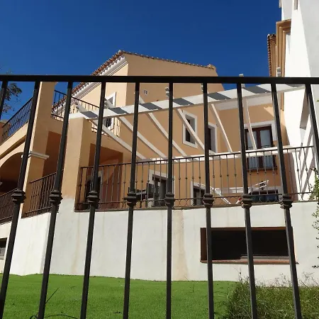 بيت للعطل Lemon Tree House